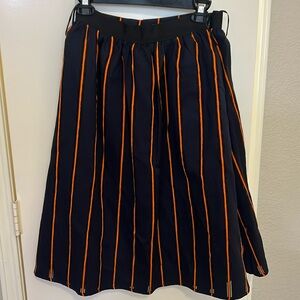 Frnch pull on skirt size small midi length